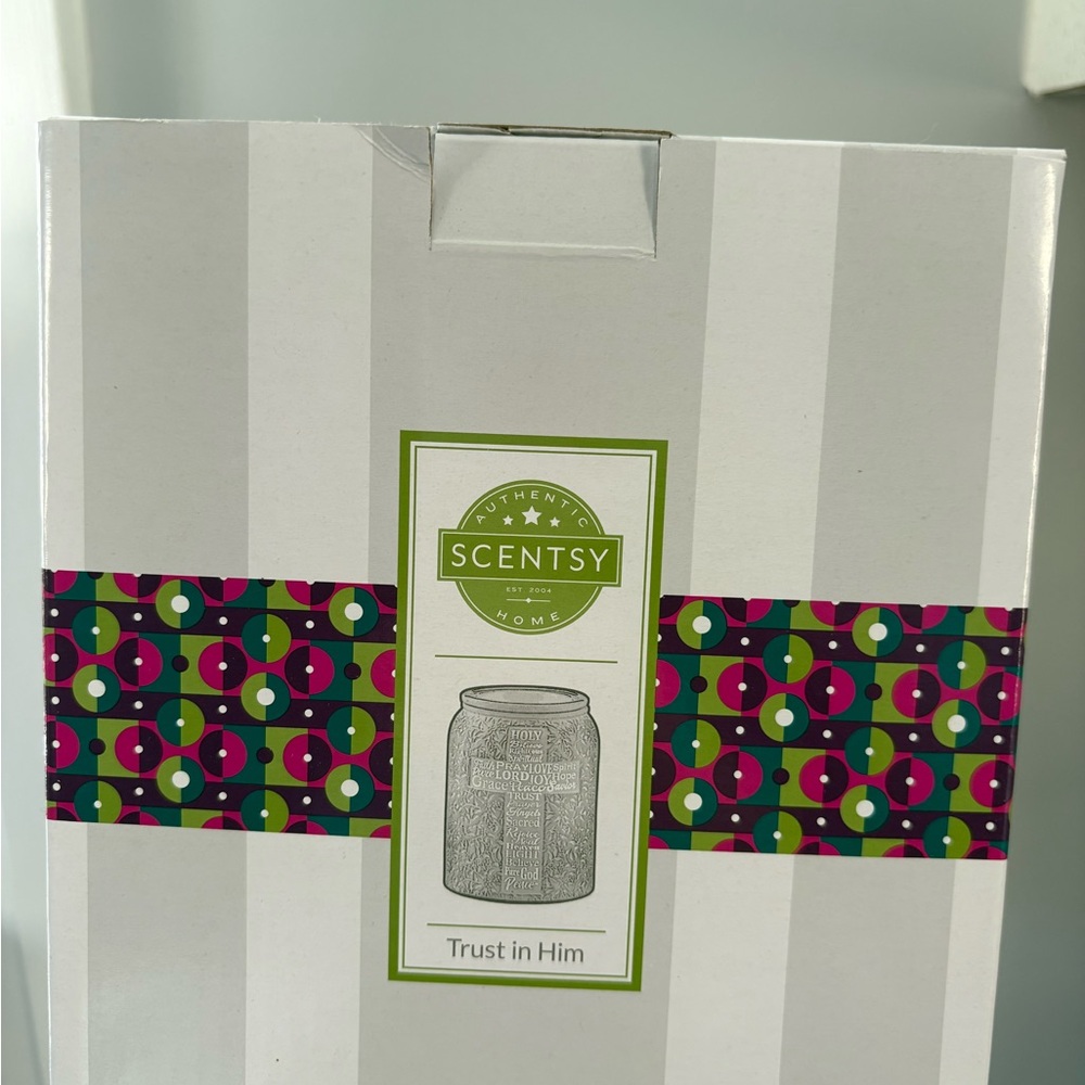 Scentsy Trust in Him Warmer